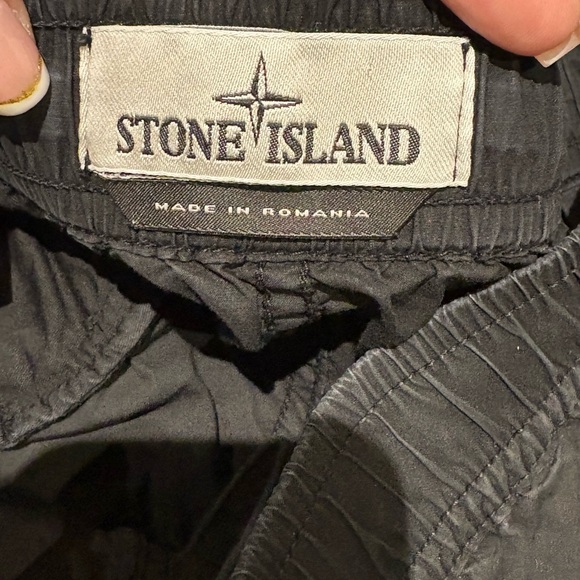 Stone Island Black Cargo Pants - Picture 4 of 10